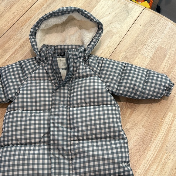 Rylee and Crew green unisex bunting suit, snow suit size 6-12 months - Picture 3 of 6